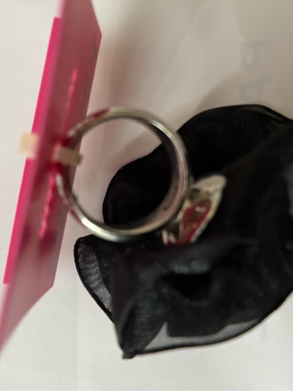 Betsey Johnson Tulle Cocktail Ring with Crystal Accent NEW - Picture 2 of 6